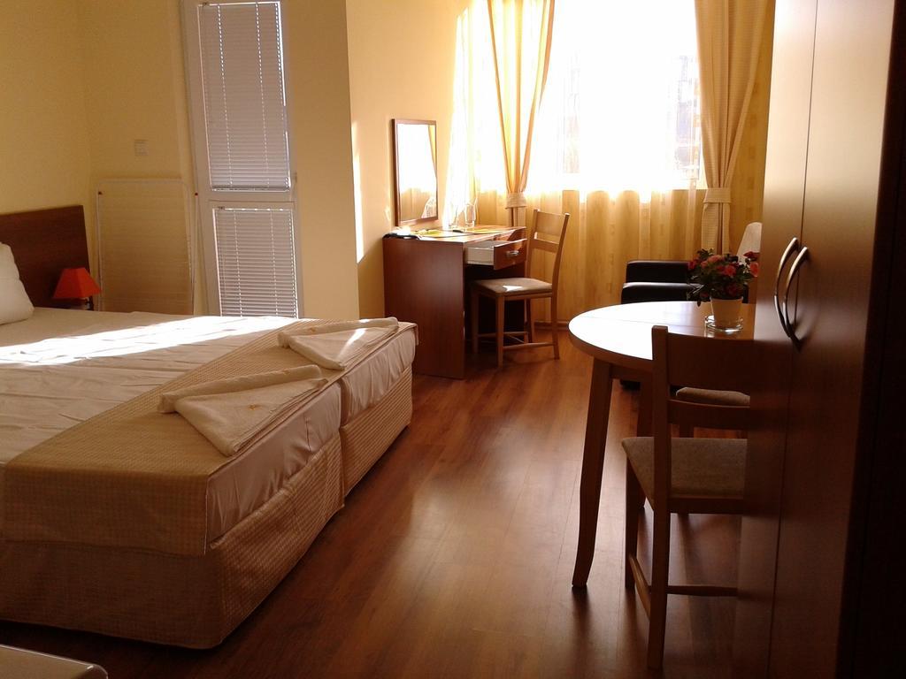 Stephanovy Guest House Sozopol Room photo